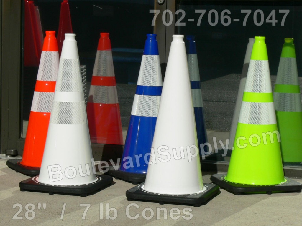 White Traffic Cones For Sale, White Valet Cones